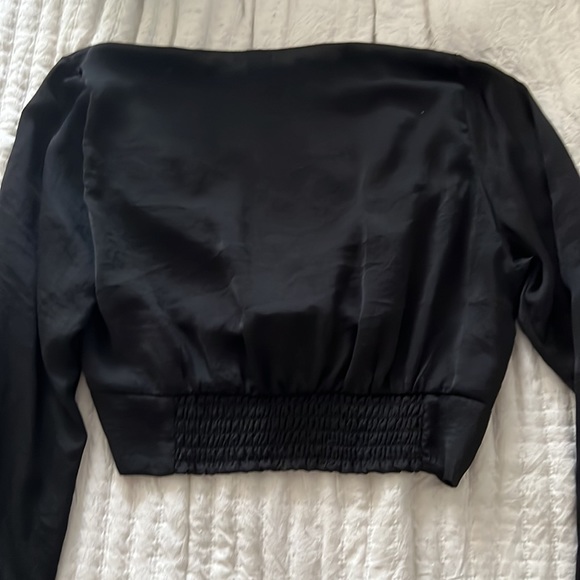 Black Crop Top - Picture 4 of 4